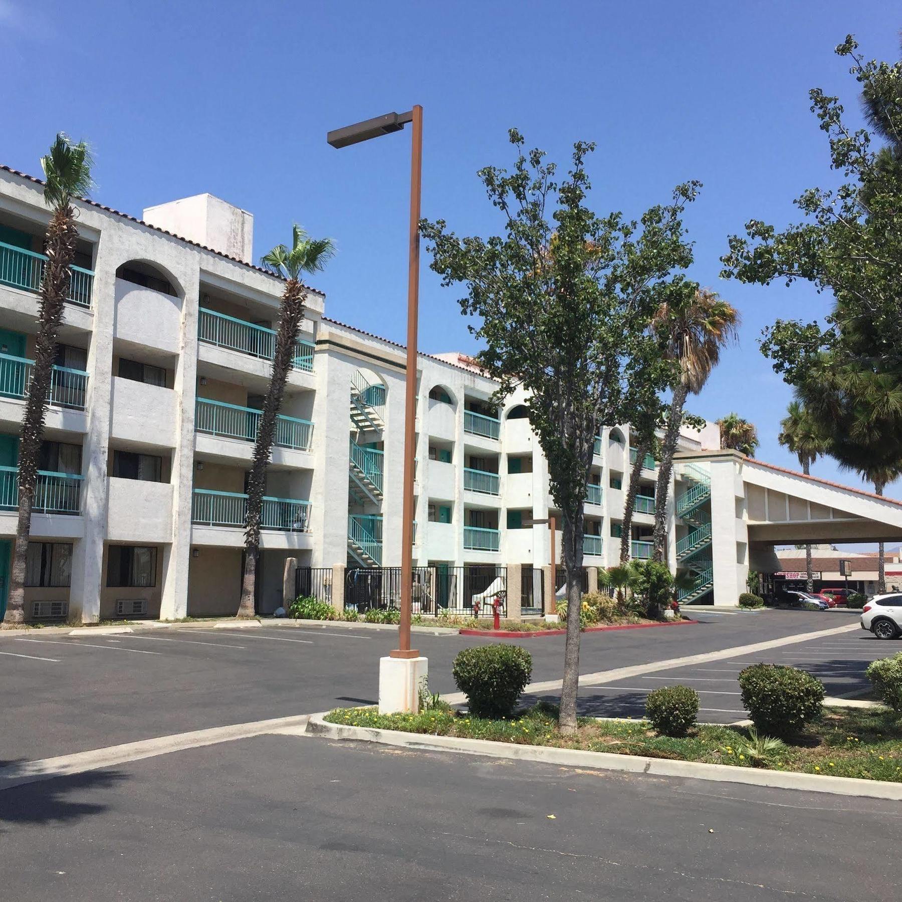 Days Inn By Wyndham Chula Vista-San Diego المظهر الخارجي الصورة